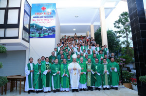 Tin Ảnh: Caritas Giáo tỉnh Sài Gòn họp mặt tại Đền Thánh Bãi Dâu