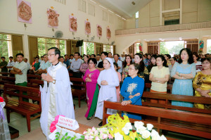 Gx. Dũng Lạc: Thánh lễ tạ ơn mừng hồng ân Vĩnh khấn Nữ tu Maria Nguyễn Thị Thanh Tuyền
