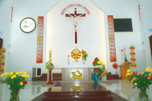 Gx. Trung Đồng: Chầu Thánh Thể thay cho Giáo phận 2022