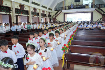 Gx Hòa An: Thánh lễ ban Bí tích Thánh Thể lần đầu- Ngày 14.8.2022