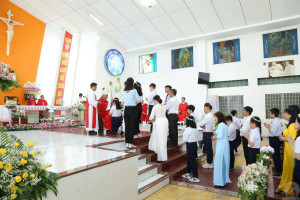 Gx. Tân Châu: Thánh lễ ban Bí tích Thêm Sức- 19.8.2022