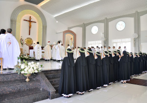 Hội Dòng Nữ Đa Minh Đức Maria Vô Nhiễm: Thánh lễ tạ ơn thiết lập Hội Dòng và mừng hồng ân thánh hiến