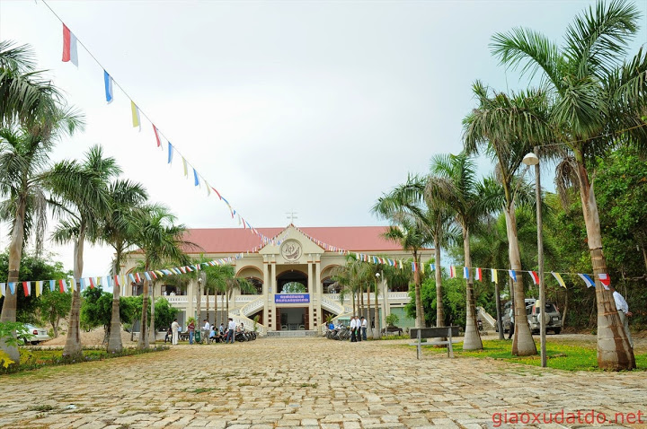 GIÁO HỌ PHƯỚC HẢI  và THANH AN (HẠT BÀ RỊA)  ĐÓN MỪNG CHA TÂN PHỤ TRÁCH  ANTÔN NGUYỄN VĂN THUẦN