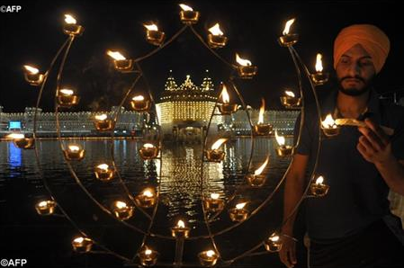Sứ điệp của Hội đồng Toà Thánh về Đối thoại Liên tôn gửi các tín đồ đạo Sikh*