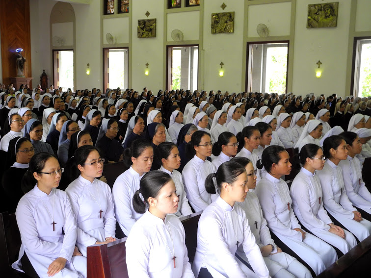 BÀI GIẢNG CỦA ĐGM GIÁO PHẬN TRONG THÁNH LỄ KHAI MẠC NĂM ĐỜI SỐNG THÁNH HIẾN