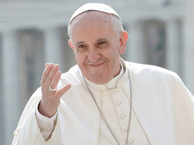 MI-Pope-Francis-blessing