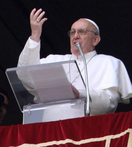 Pope-Francis-232136
