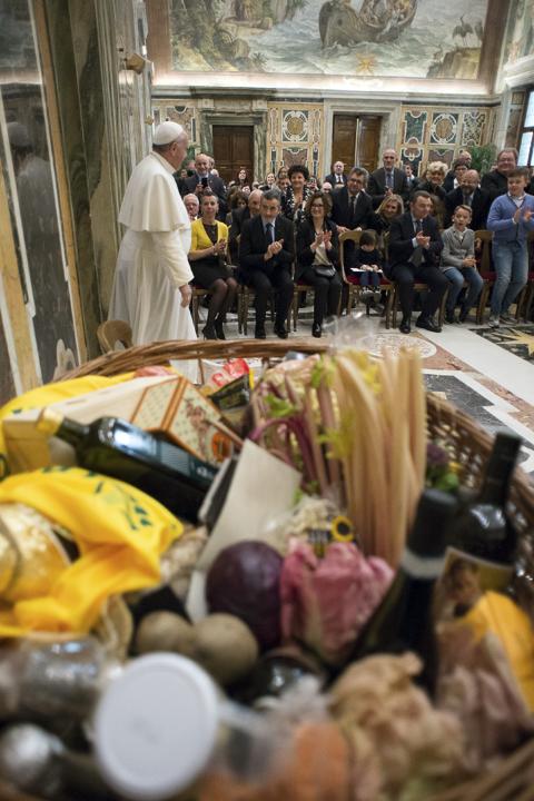 PopeFrancis-31Jan2015