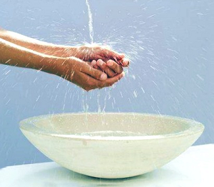 TRONG SẠCH VÀ Ô UẾ: TRUYỀN THỐNG CỦA NGƯỜI PHÀM VÀ ĐIỀU RĂN CỦA THIÊN CHÚA - Lm. FX. Vũ Phan Long, ofm