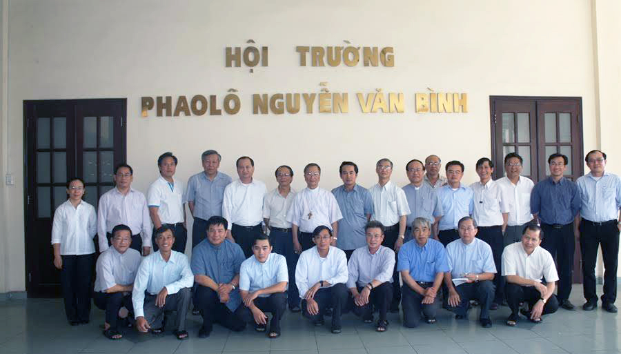 Các Đại diện tư pháp Giáo tỉnh Sài Gòn học tập Tự sắc Mitis Iudex Dominus Iesus