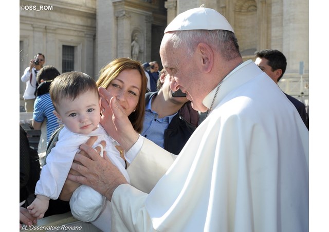 ĐTC Phanxicô gặp gỡ 40.000 tín hữu và du khách hành hương năm châu ngày thứ tư 11-11-2015