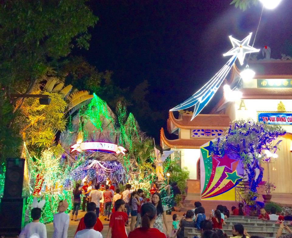 Giáo xứ Thủy Giang: Canh thức và Thánh lễ mừng Chúa Giáng sinh 2015