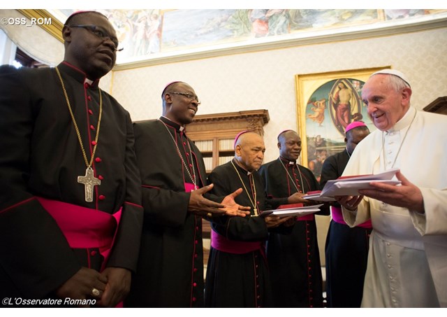 Đức Thánh Cha liên đới với Giáo Hội Trung Phi