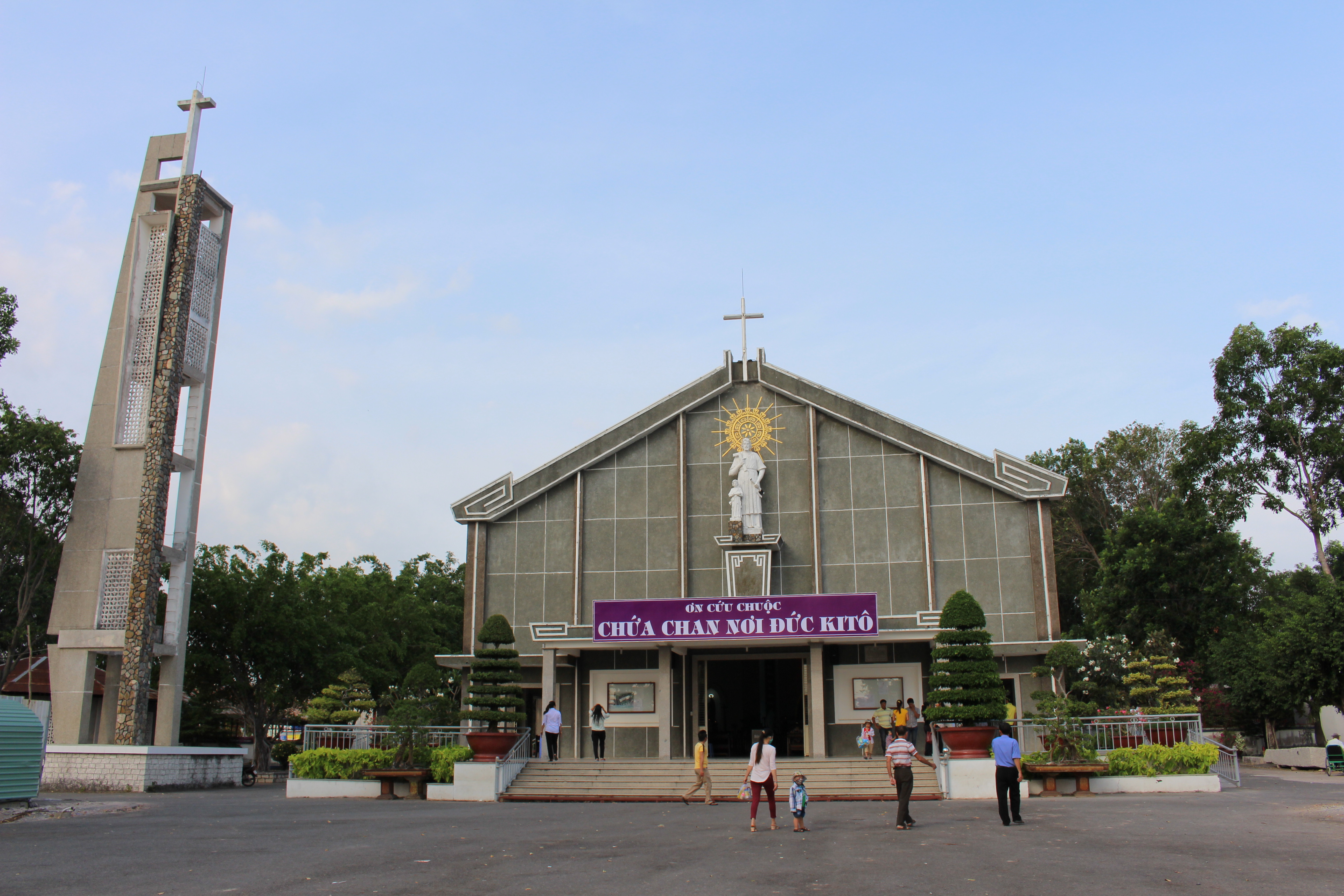 Giáo xứ Lam Sơn cử hành Tuần Đại Phúc