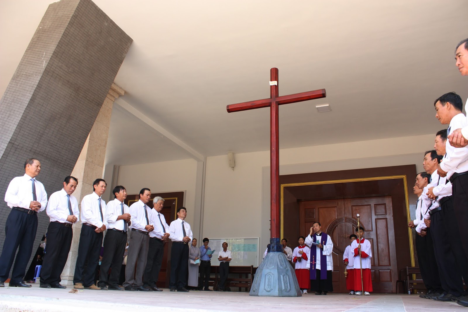 Tin ảnh: Giáo xứ Vinh Châu: Đàng Thánh Giá Thứ Sáu Tuần Thánh