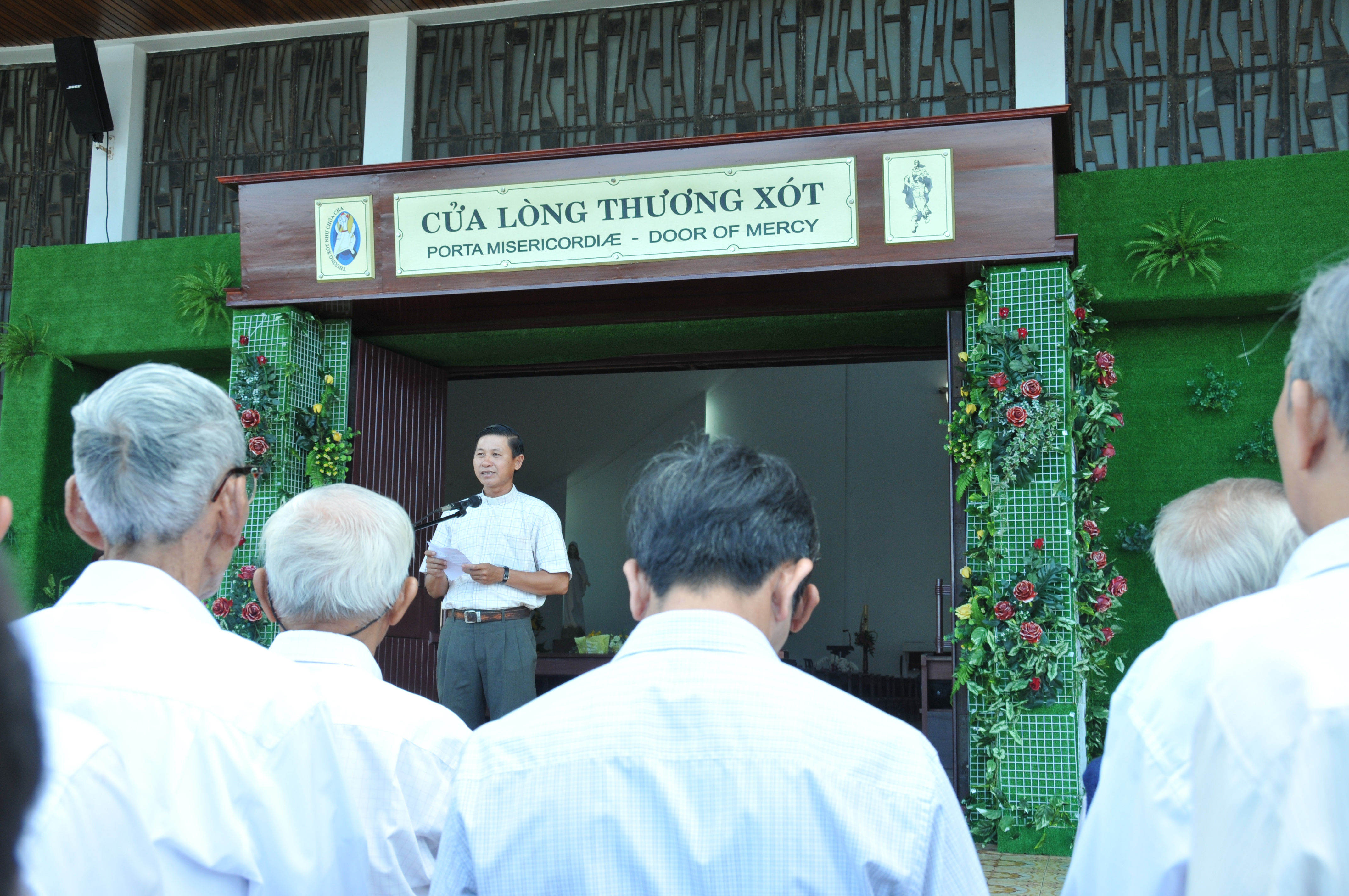 Giáo xứ Hòa Lâm và Giáo họ Biệt lập Hòa Hưng: Hành hương Năm Thánh Lòng Thương Xót