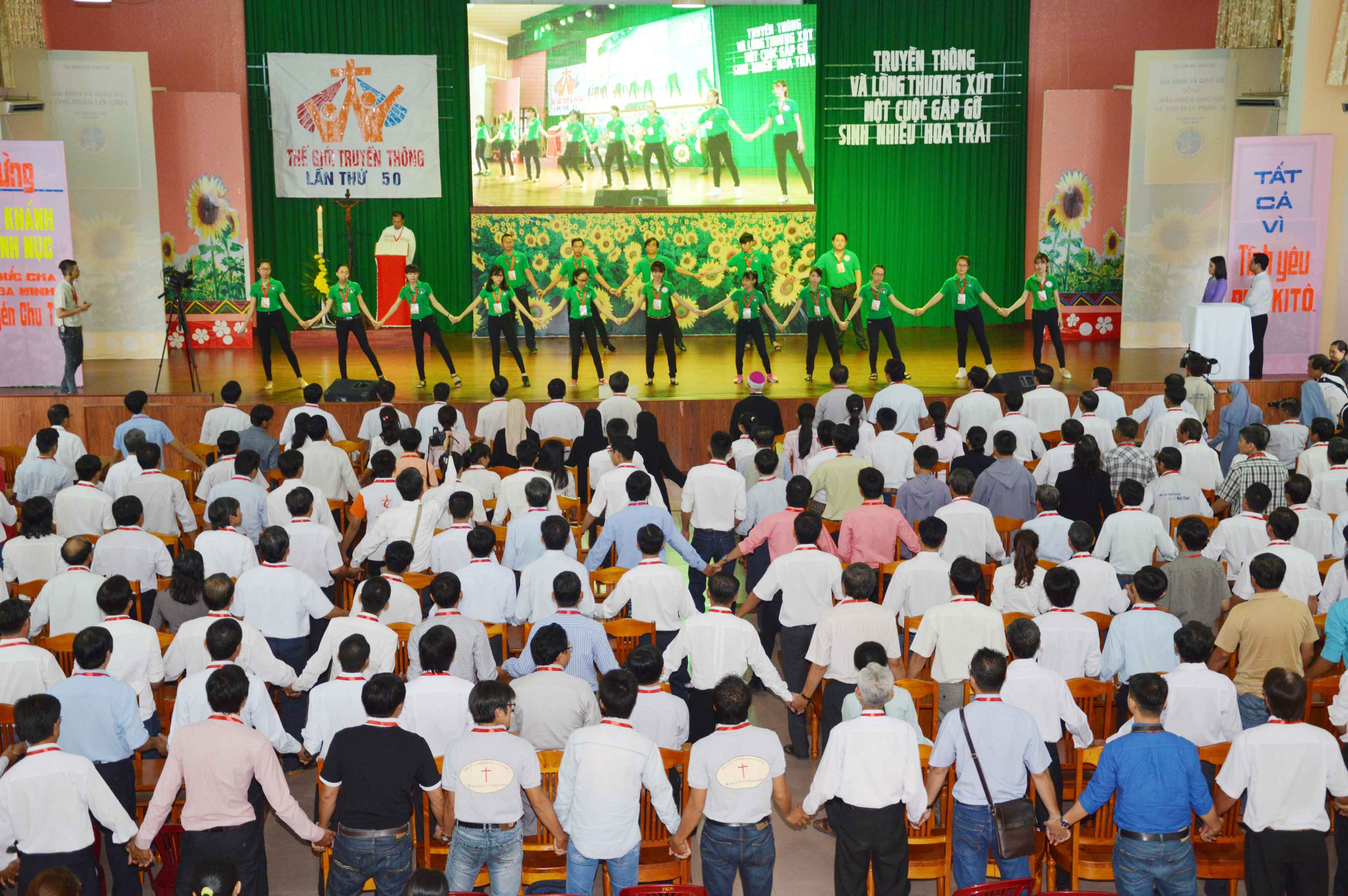 Ba Giáo phận: Xuân Lộc - Phan Thiết - Bà Rịa cử hành Ngày Thế Giới Truyền Thông lần thứ 50