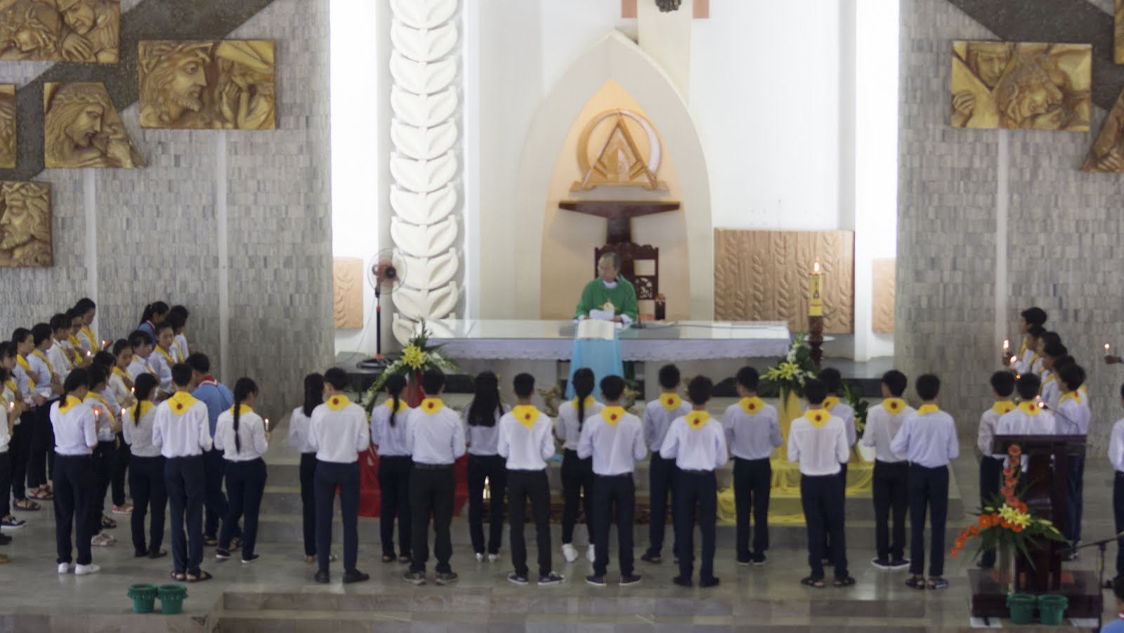 Giáo xứ Láng Cát:  Thánh lễ Tuyên Hứa các em Thiếu nhi Khối Sống Đạo