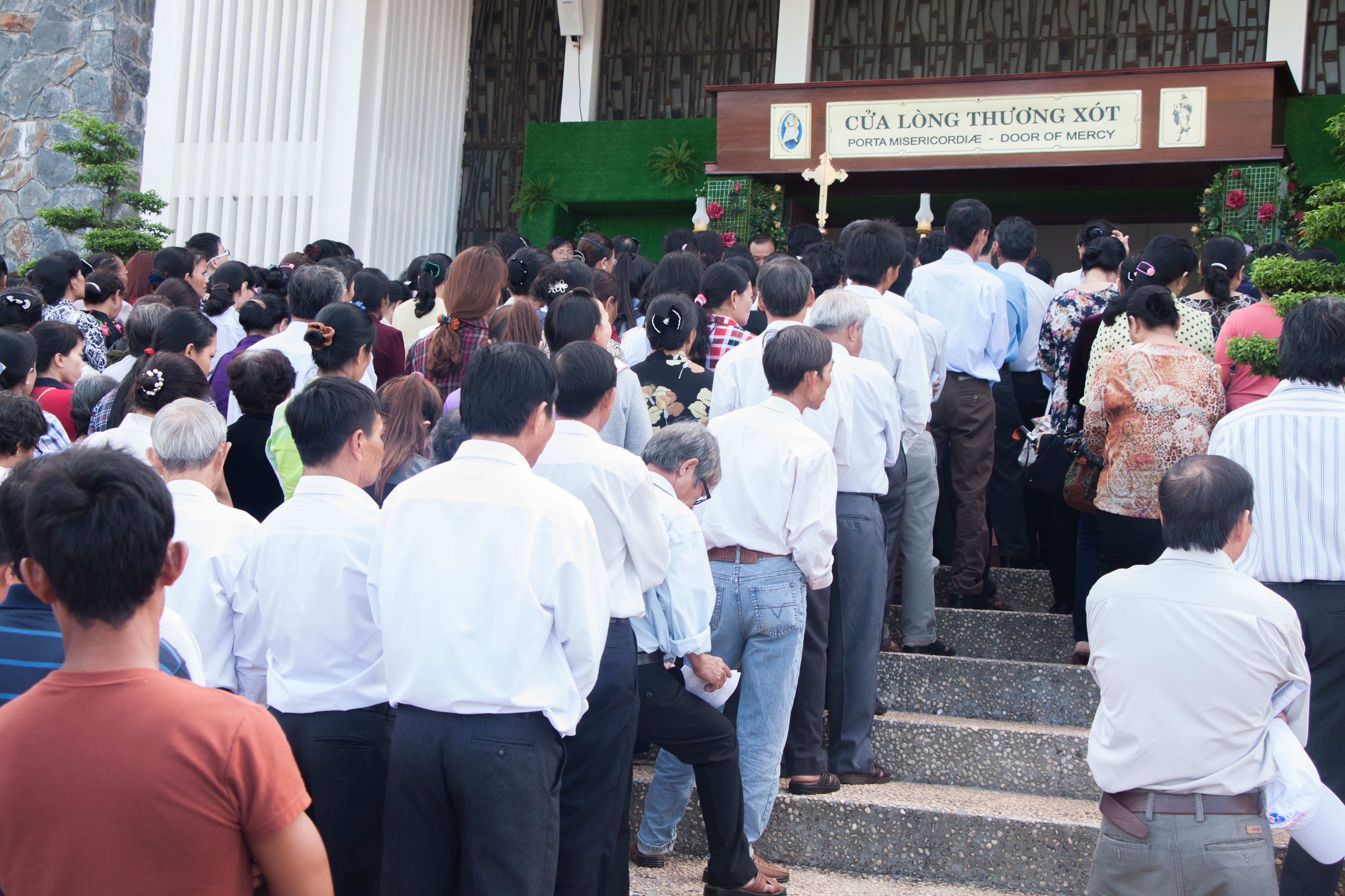 Giáo xứ Đức Mỹ và Giáo họ Đá Bạc:  Hành hương Năm Thánh Lòng Thương Xót