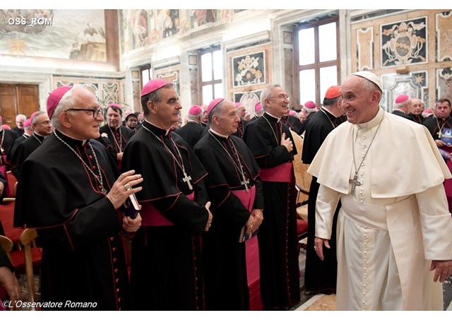 Đức Thánh Cha gặp gỡ và nhắn nhủ các Đại diện Tòa Thánh