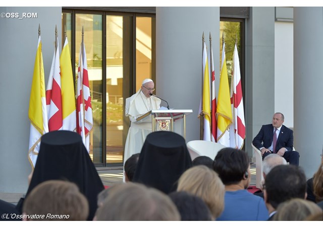 Đức Thánh Cha bắt đầu viếng thăm Cộng hòa Georgia