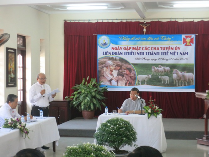Các Cha tuyên uý Liên đoàn Thiếu nhi Thánh Thể Việt Nam gặp mặt tại Hải Phòng