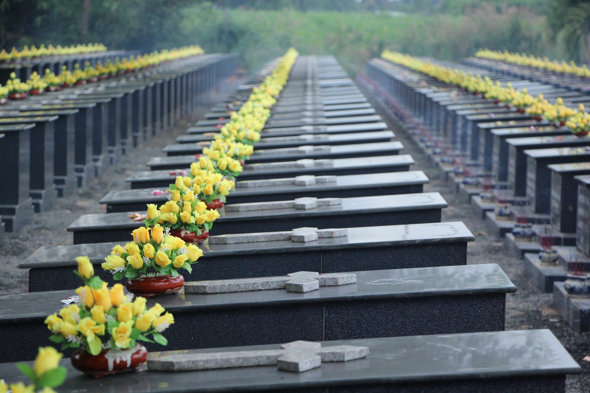 Tin ảnh: Giáo xứ Hòa Hội: Thánh lễ cầu nguyện cho các linh hồn