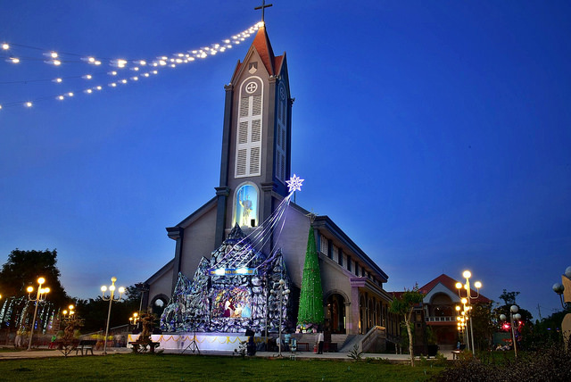 Giáo xứ Bông Trang: Hoan ca mừng Chúa Giáng Sinh