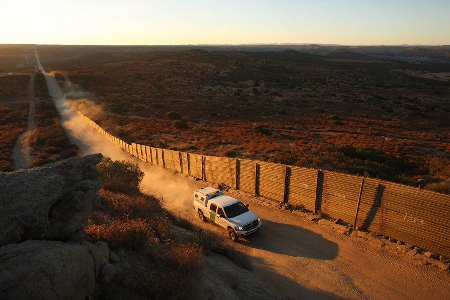 Các giám mục vùng biên giới Hoa Kỳ và Mexico thảo luận về chính sách nhập cư của Tổng thống Trump