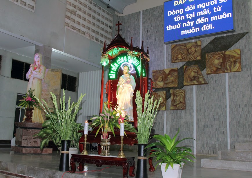 Giáo xứ Láng Cát: Mừng lễ kính Thánh Giuse- Bổn mạng Giới Gia trưởng Giáo xứ