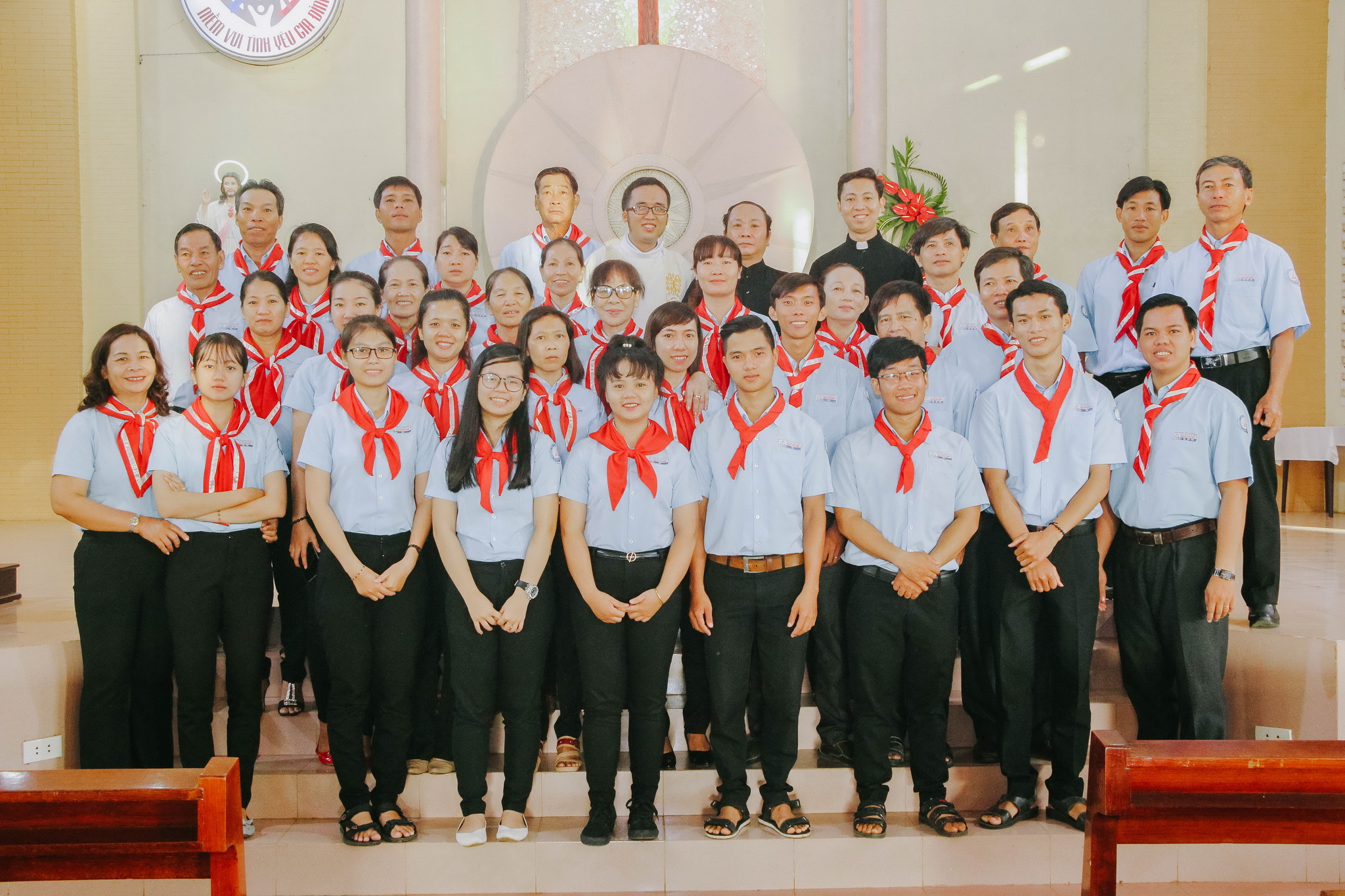 Tin ảnh: Giáo xứ Hữu Phước: Mừng lễ Chúa Thánh Thần Hiện xuống- Bổn mạng Giáo lý viên