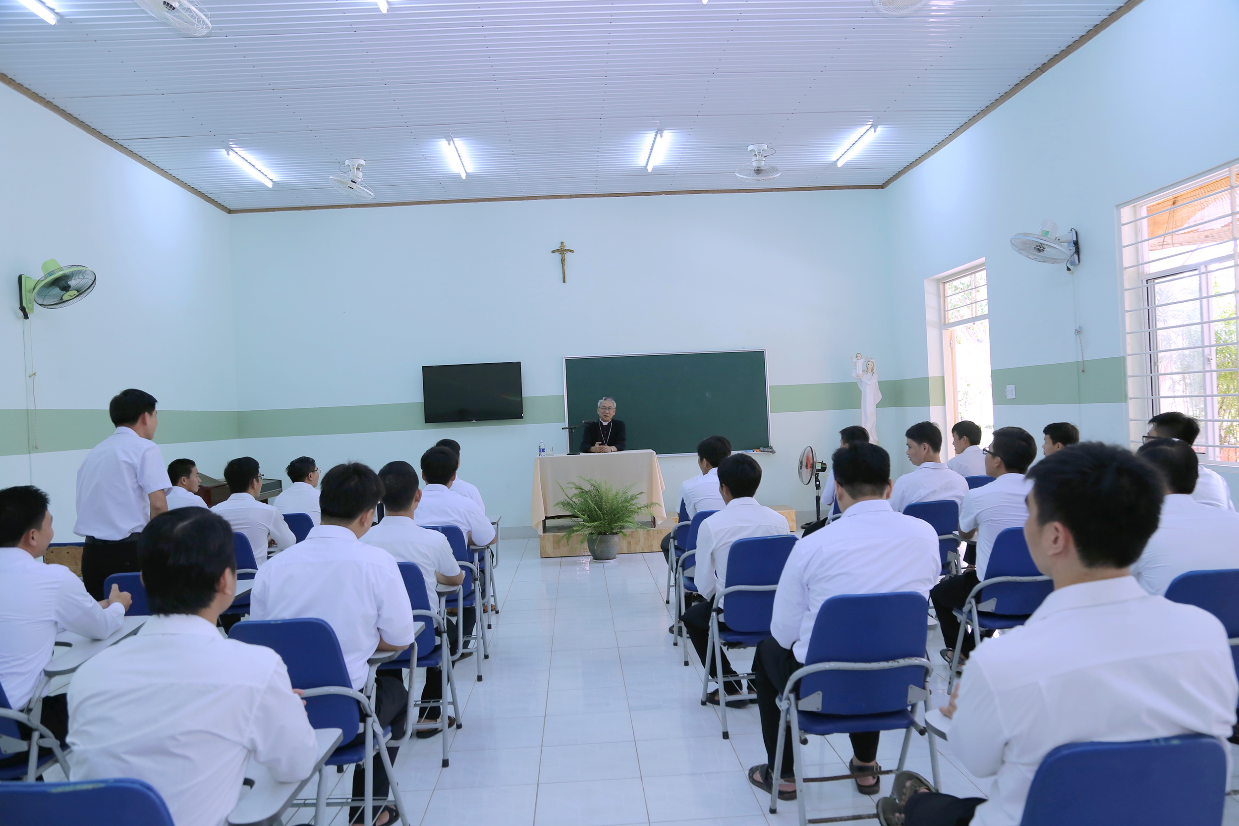 Chủng viện Thánh Tôma - Hải Sơn: Khai giảng năm học mới 2017 -2018