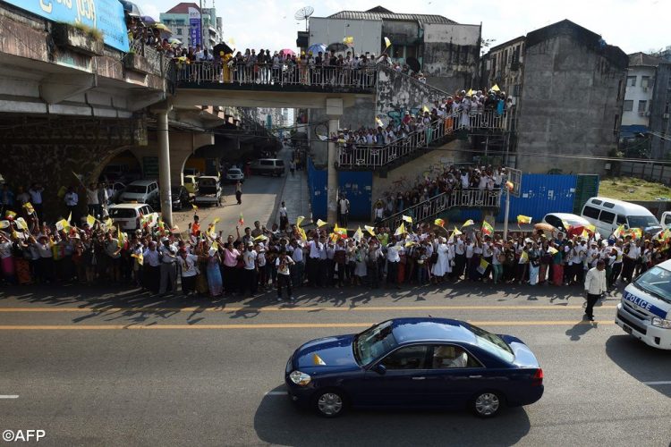 Miến Điện: Đức Phanxicô gặp lãnh đạo quân đội trước dự định