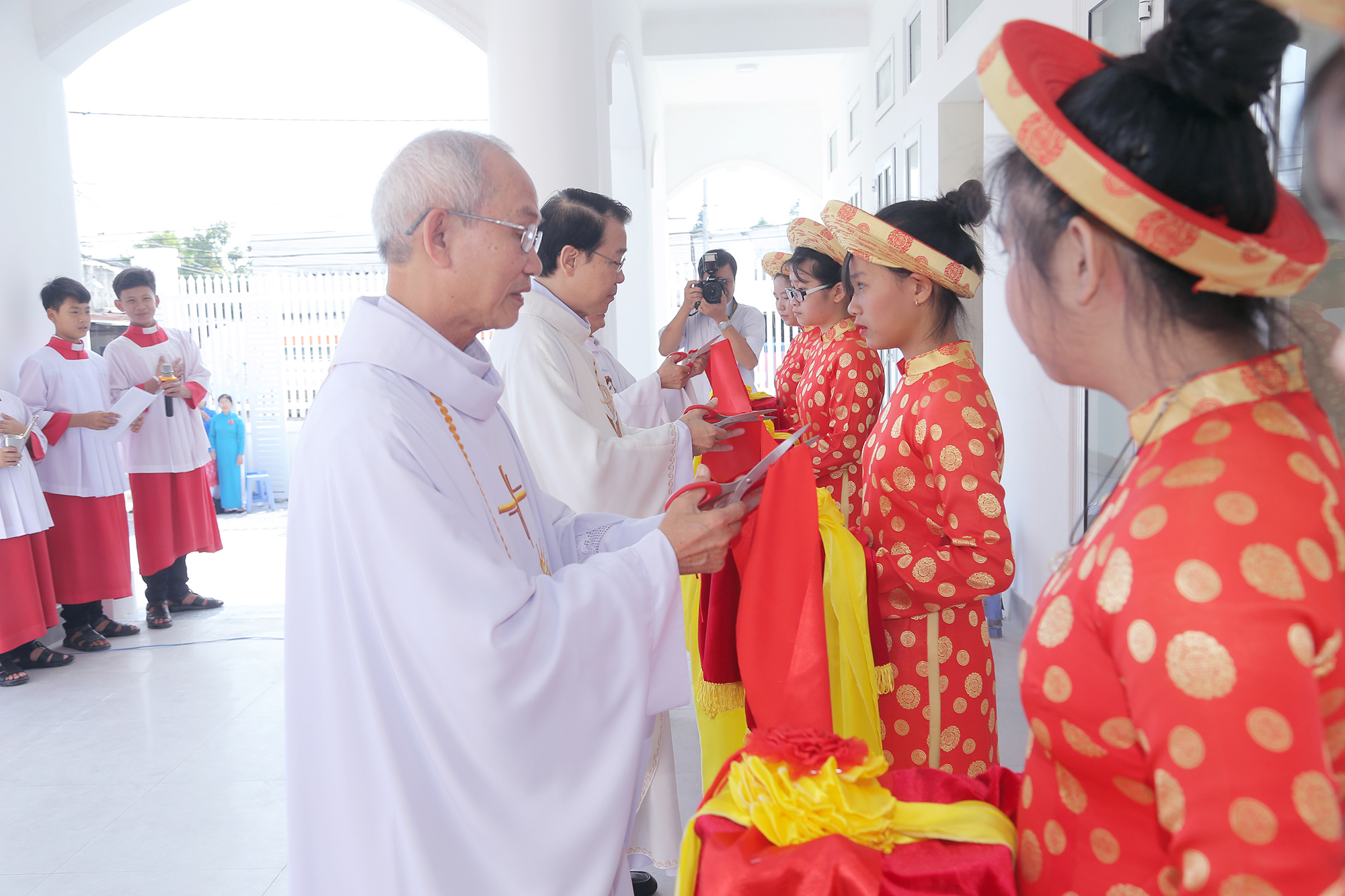 Giáo xứ Thủ Lựu: Thánh lễ tạ ơn khánh thành nhà mục vụ