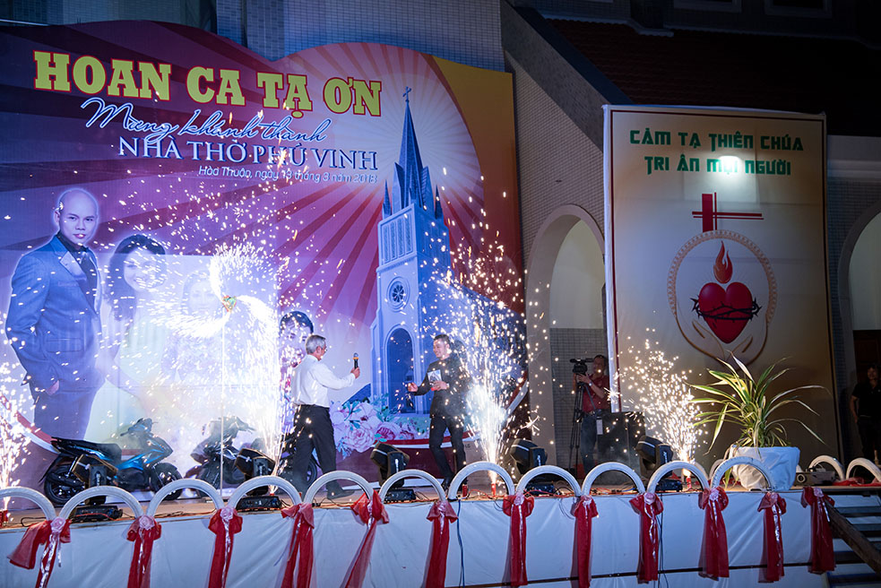 ĐÊM VĂN NGHỆ HOAN CA TẠ ƠN  MỪNG KHÁNH THÀNH NHÀ THỜ PHÚ VINH - GIÁO PHẬN BÀ RỊA - NGÀY 13.3.2018