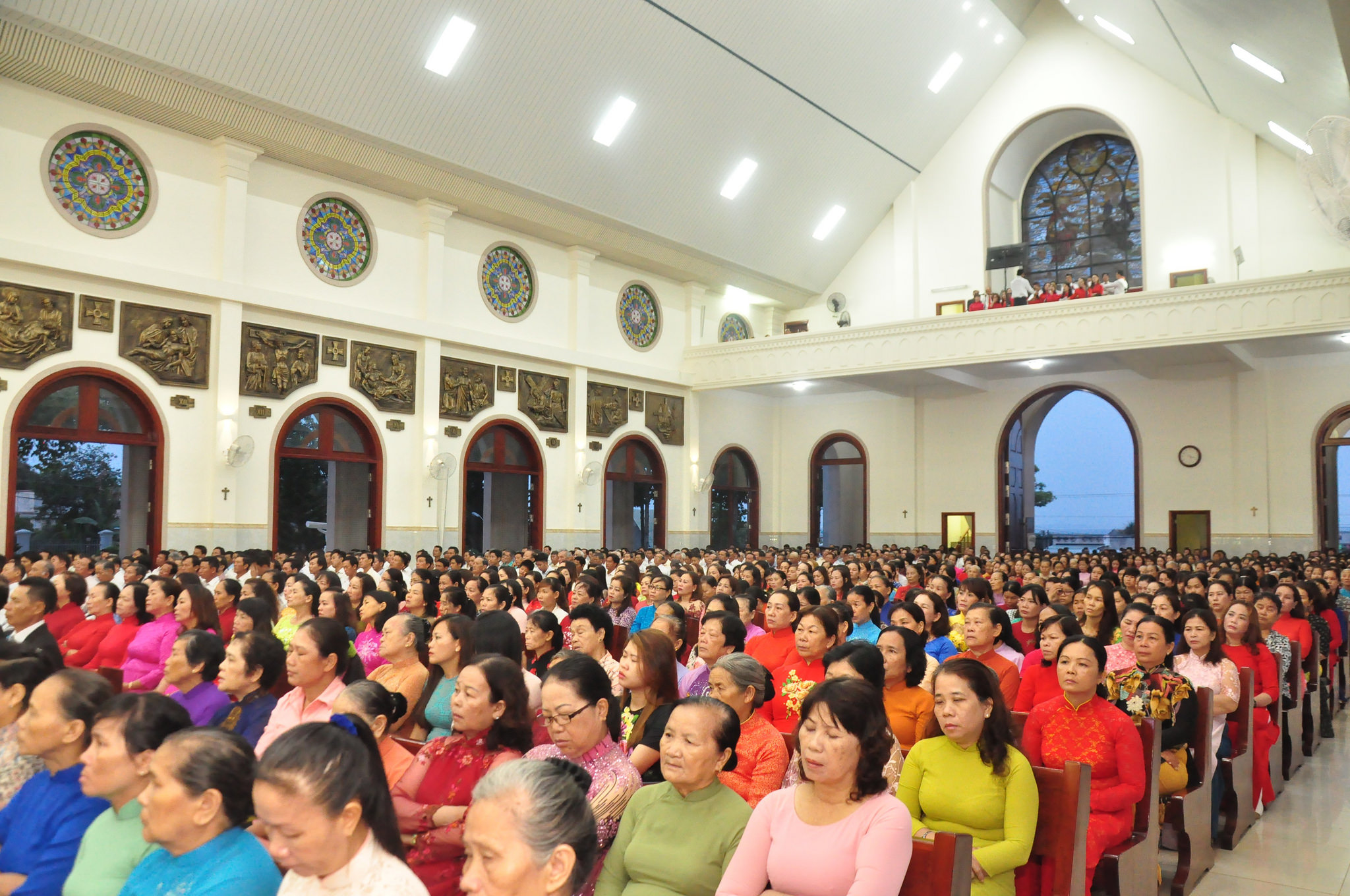Giáo xứ Vinh Trung: Mừng lễ Chúa Thánh Thần Hiện Xuống- Bổn mạng Họ Nhân Hòa