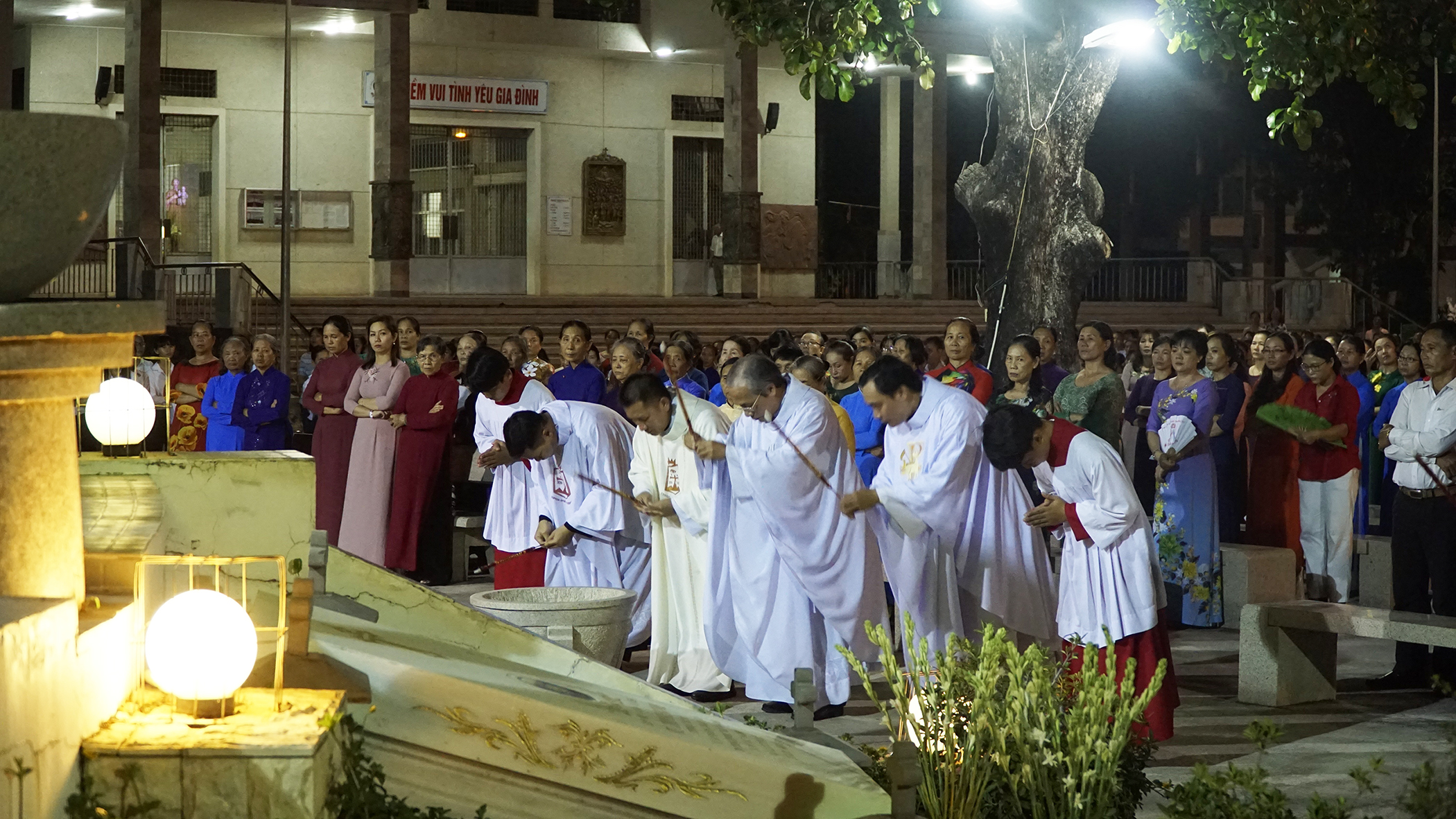 Tin Ảnh: Giáo xứ Láng Cát: Thánh lễ giỗ Cha cố Phêrô Maria Vũ Chính Đính