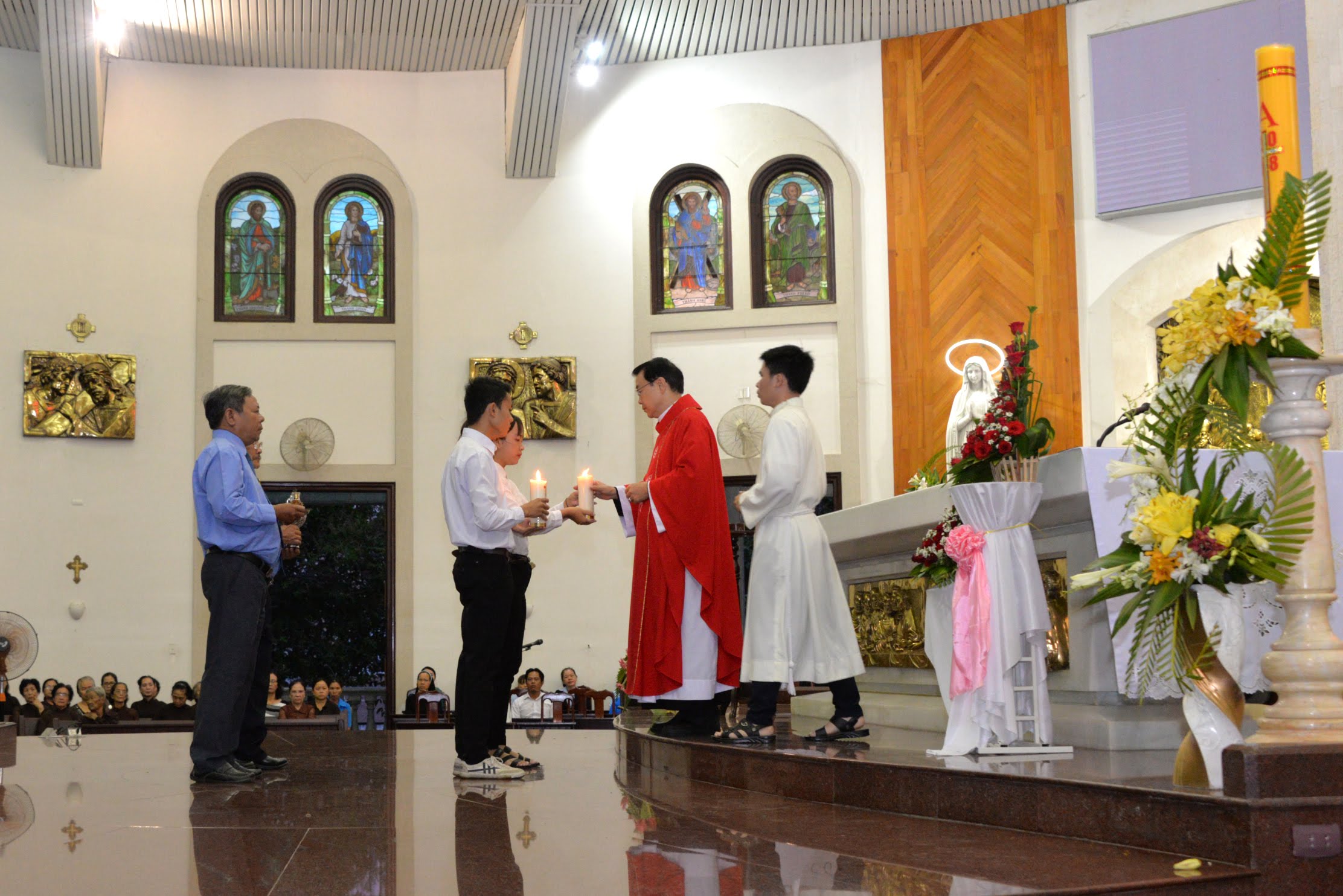 Giáo xứ Chánh Tòa Bà Rịa:  Thánh lễ mừng kính thánh Philipphê và thánh Giacôbê tông đồ  - Bổn mạng Giáo xứ