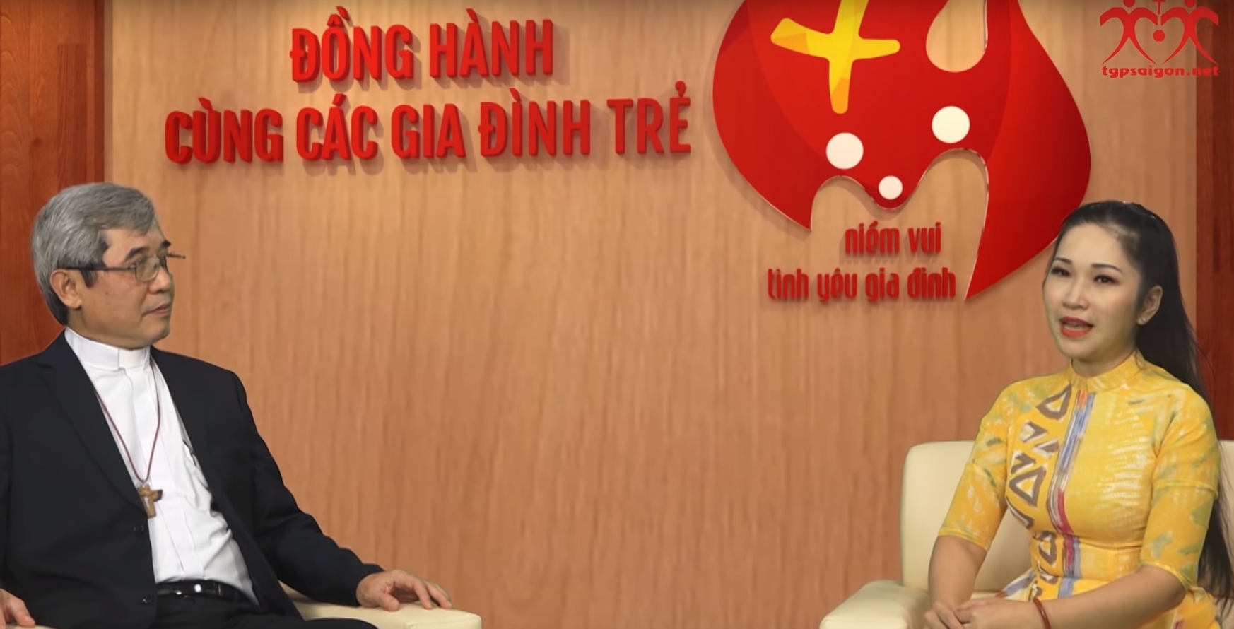 VIDEO: Đồng hành cùng Gia đình trẻ: ‘3 không’ trong bữa cơm gia đình