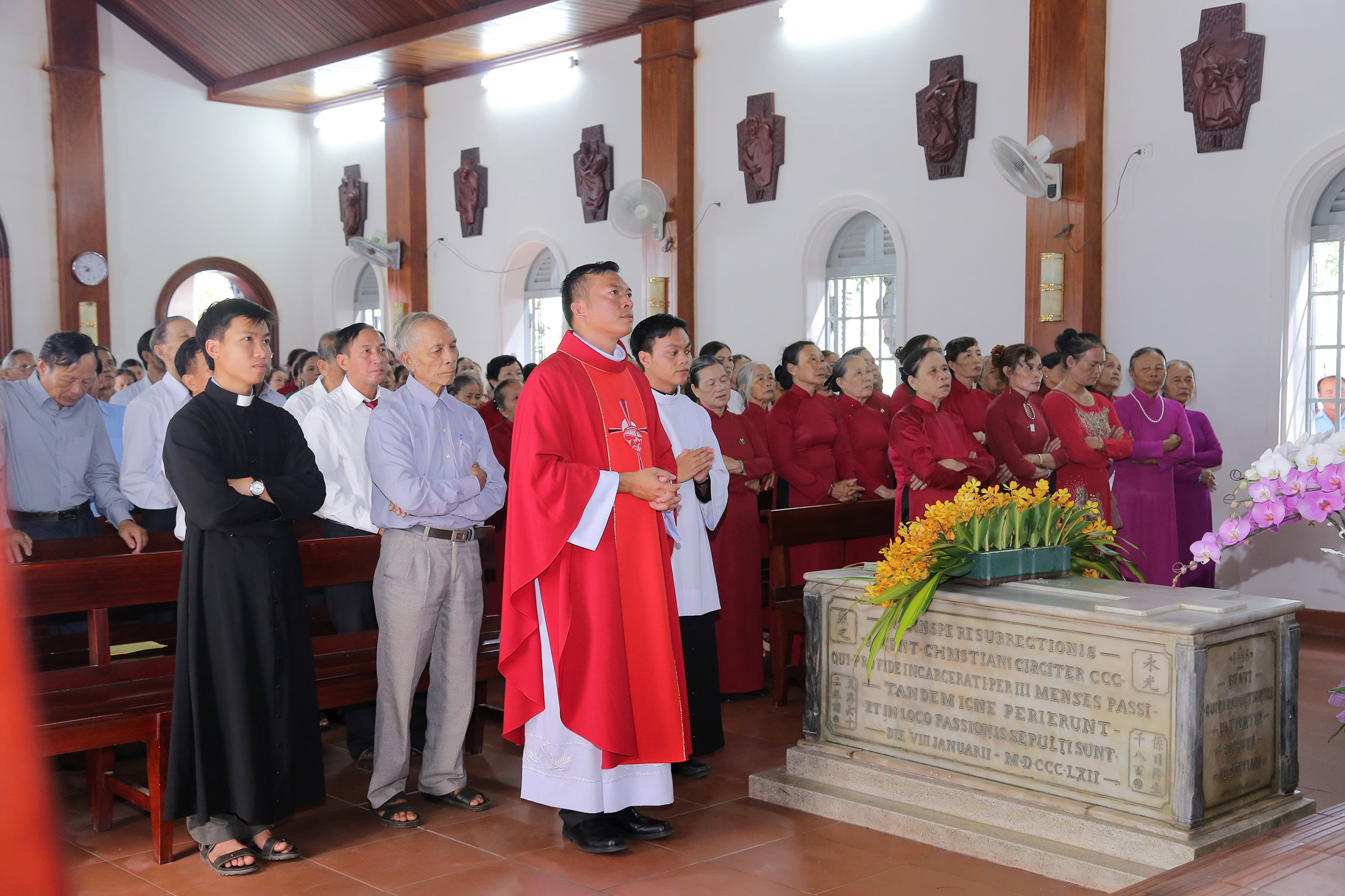 Tin ảnh: Giáo xứ Sơn Bình hành hương Nhà thờ Mồ Bà Rịa
