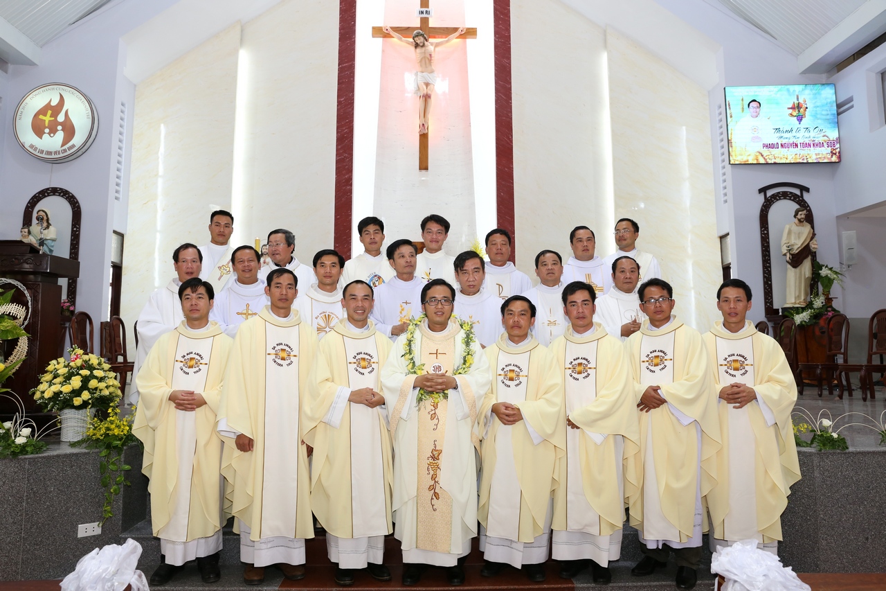 Gx. Hữu Phước:  Tân Linh mục Phaolô Nguyễn Toàn Khoa (SDB) dâng thánh lễ tạ ơn