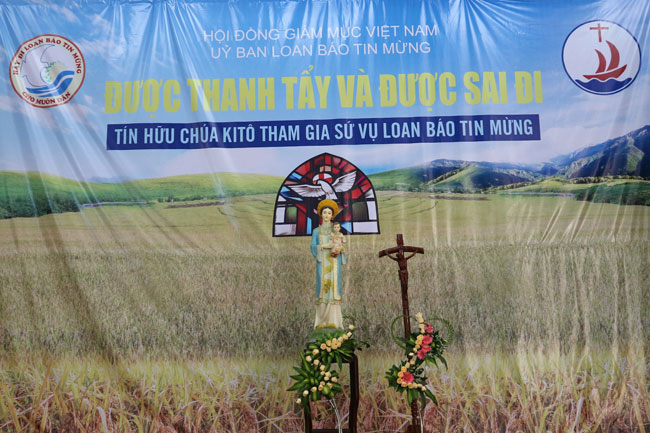 Khai mạc Hội thảo Loan Báo Tin Mừng toàn quốc tại TGP Huế