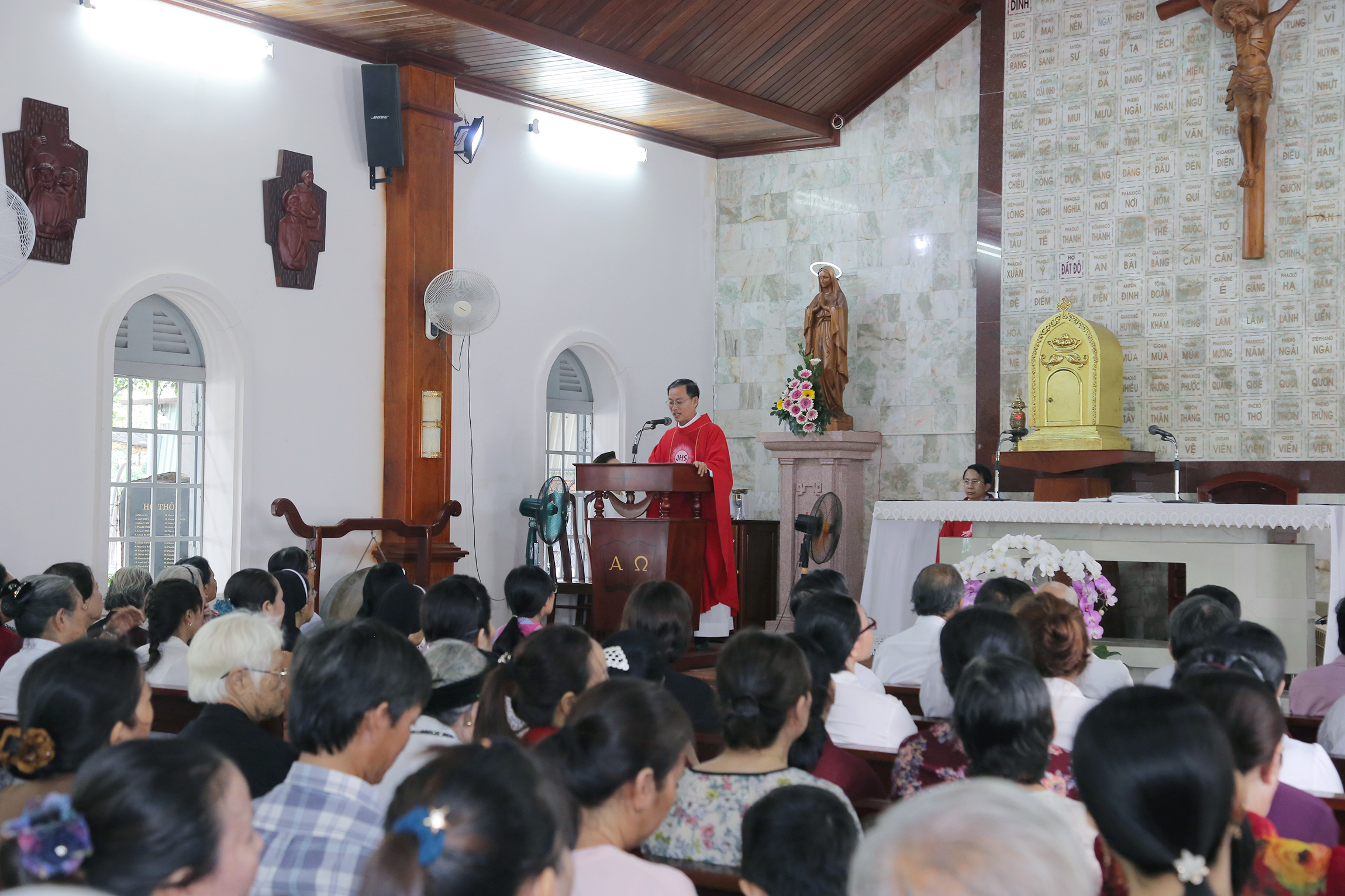 Tin ảnh: Giáo xứ Ngọc Hà hành hương Nhà thờ Mồ Bà Rịa