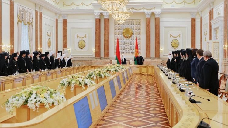 Chính thống Nga đoạn giao với Chính Thống Constantinople