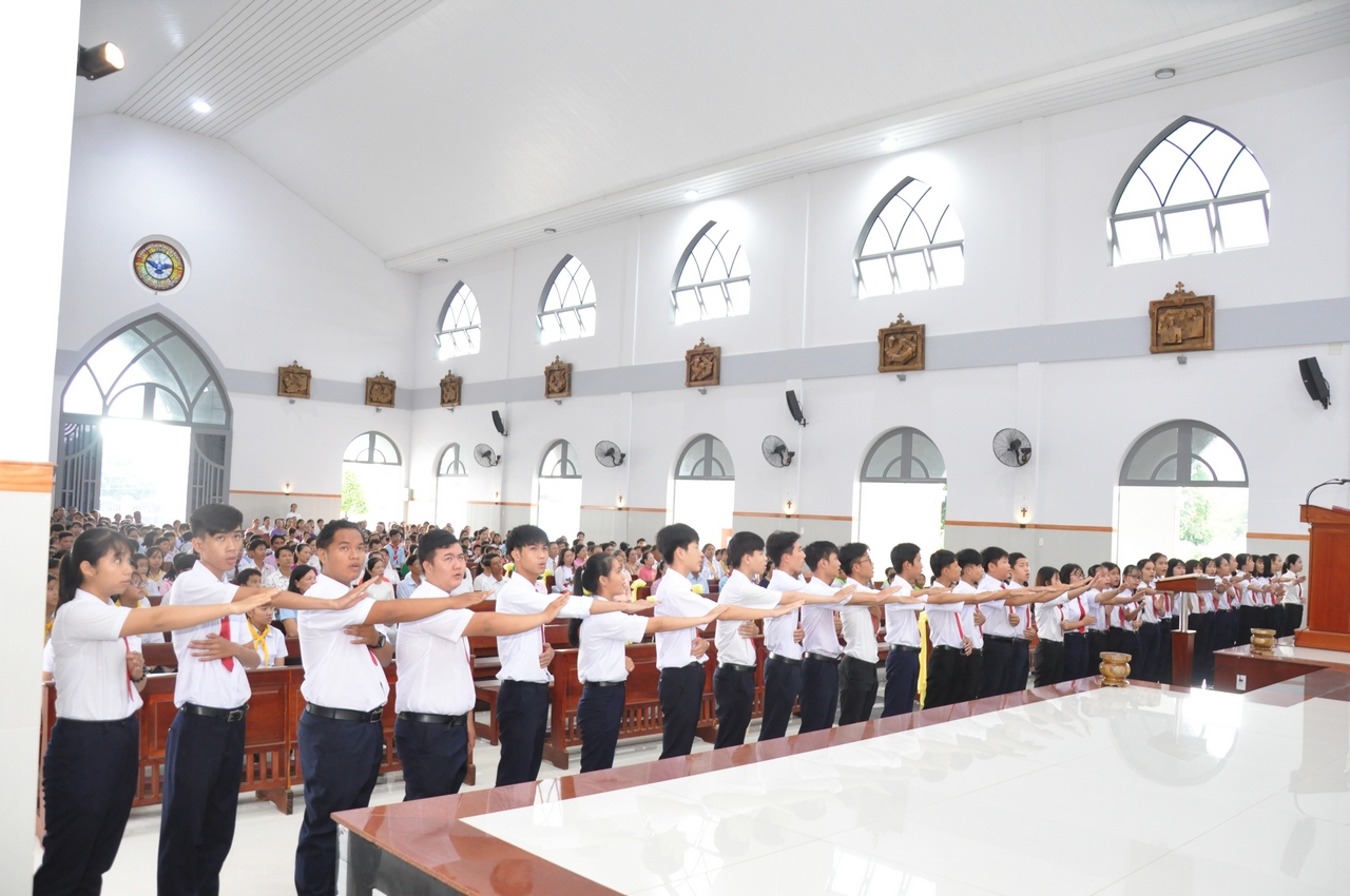 Gx. Hòa Sơn: Thánh lễ Tuyên hứa Bao đồng 2018