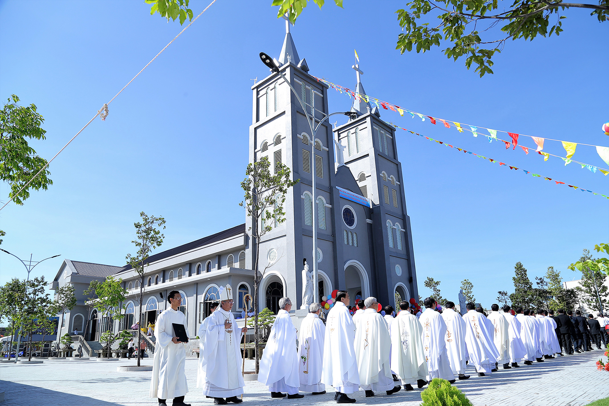 Gx. Phước Lâm: Thánh lễ cung hiến thánh đường