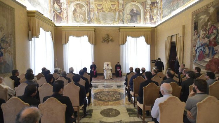 ĐGH tiếp tổng tu nghị dòng Scalabriniani