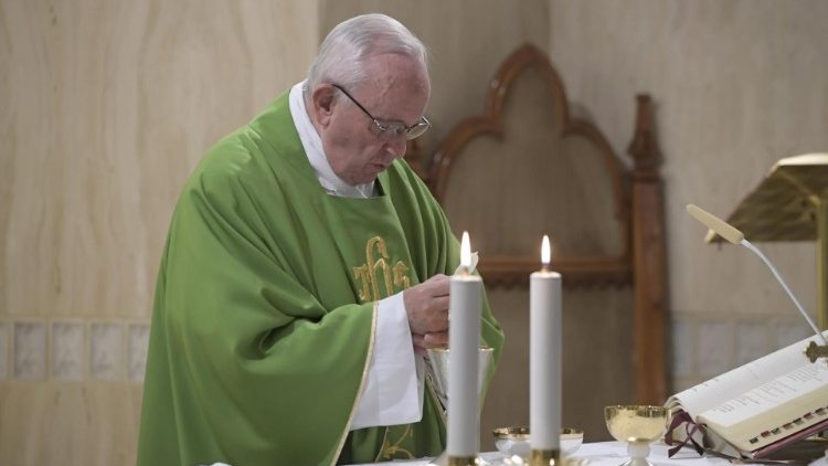 Đức Thánh Cha: Hoà bình là con đường của khiêm nhường, hiền lành và quảng đại (26.10.2018)