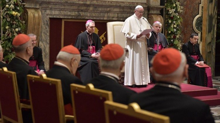 ĐGH họp các vị lãnh đạo các cơ quan trung ương Tòa Thánh