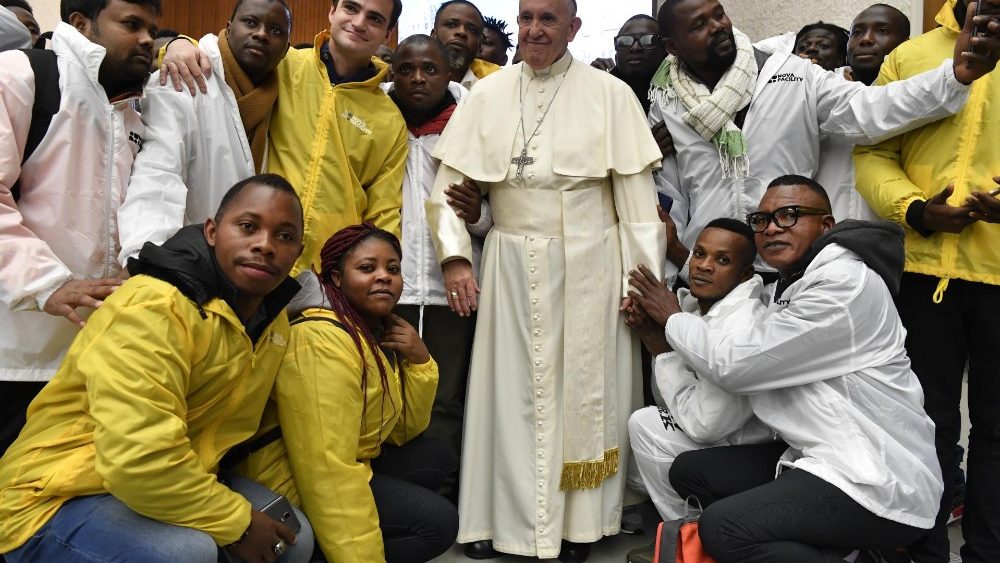 ĐTC Phanxicô: Mười Giới Răn giúp sống cuộc sống nhân bản đích thực